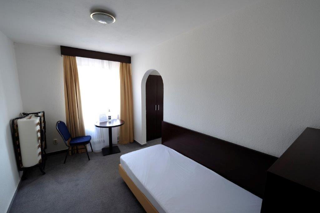 Hotel Zur Post Steimbke Exteriör bild