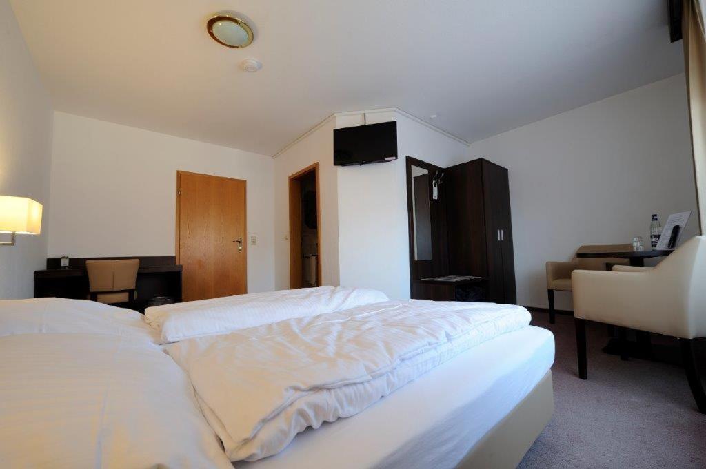 Hotel Zur Post Steimbke Exteriör bild