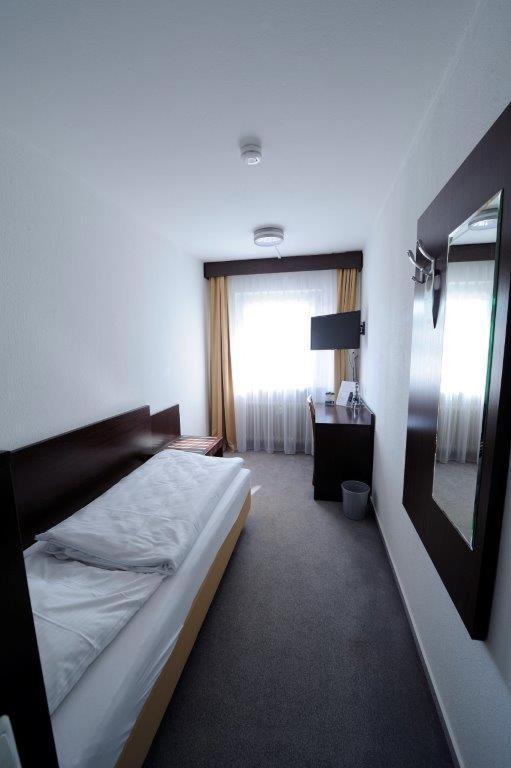Hotel Zur Post Steimbke Exteriör bild