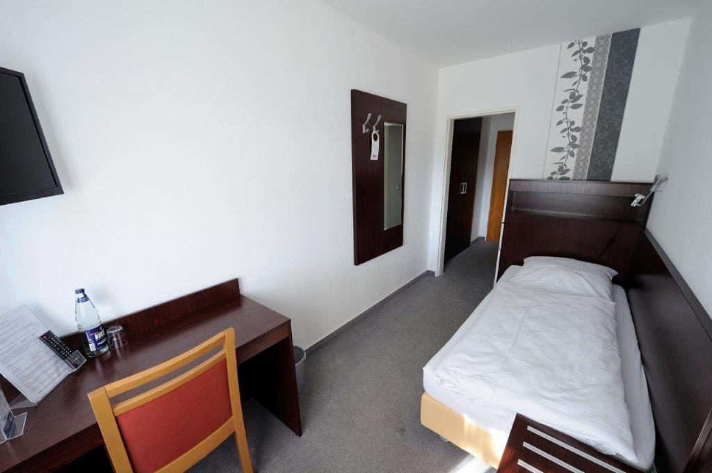 Hotel Zur Post Steimbke Exteriör bild